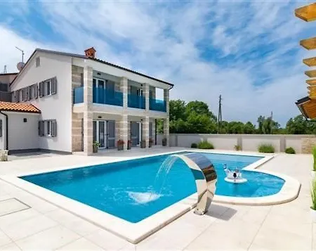 Attractive Villa *