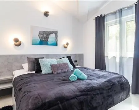 Villa Attractive
