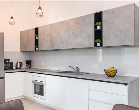 Villa Attractive Pula